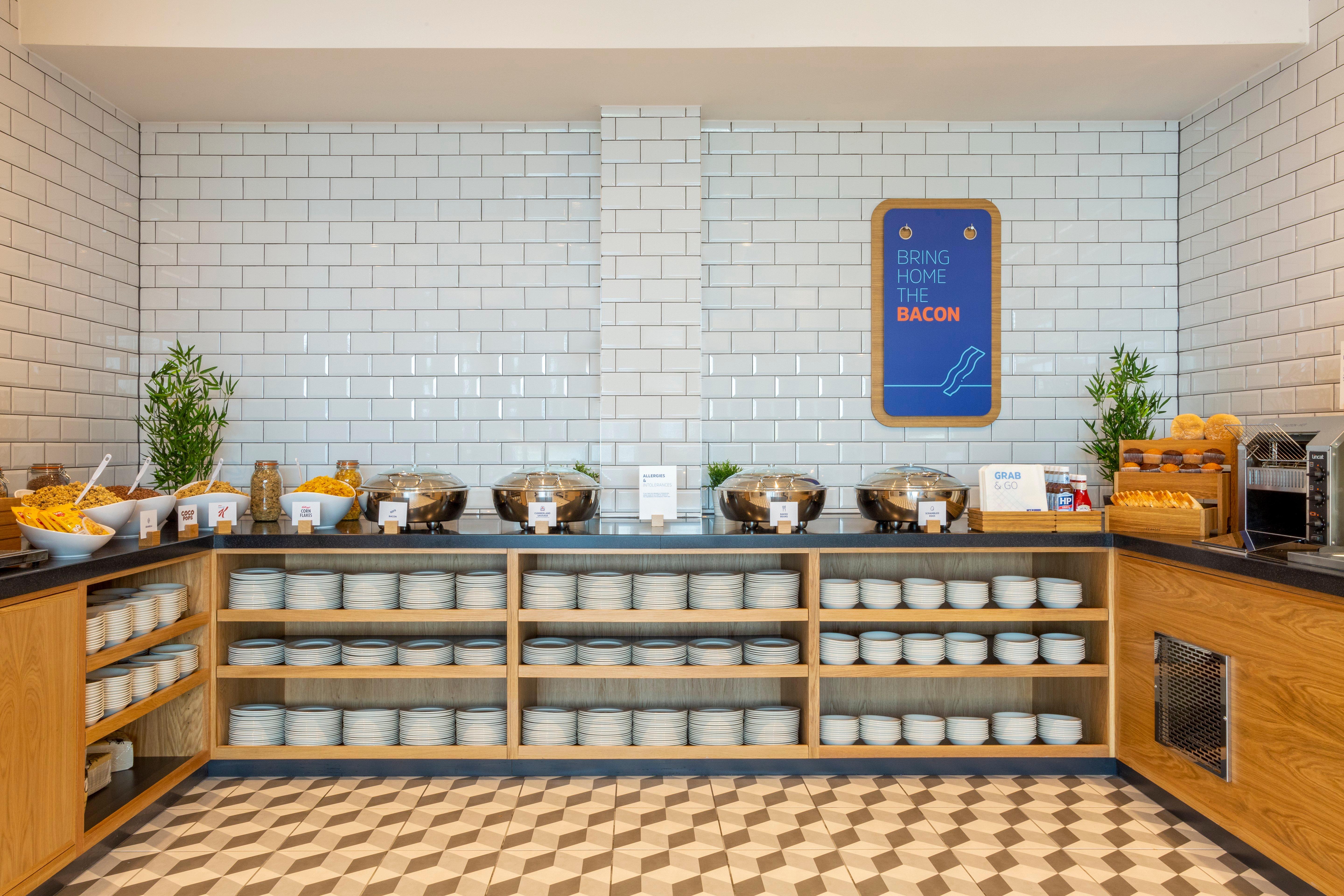Holiday Inn Express Bridgwater M5, Jct24 By Ihg Exteriér fotografie