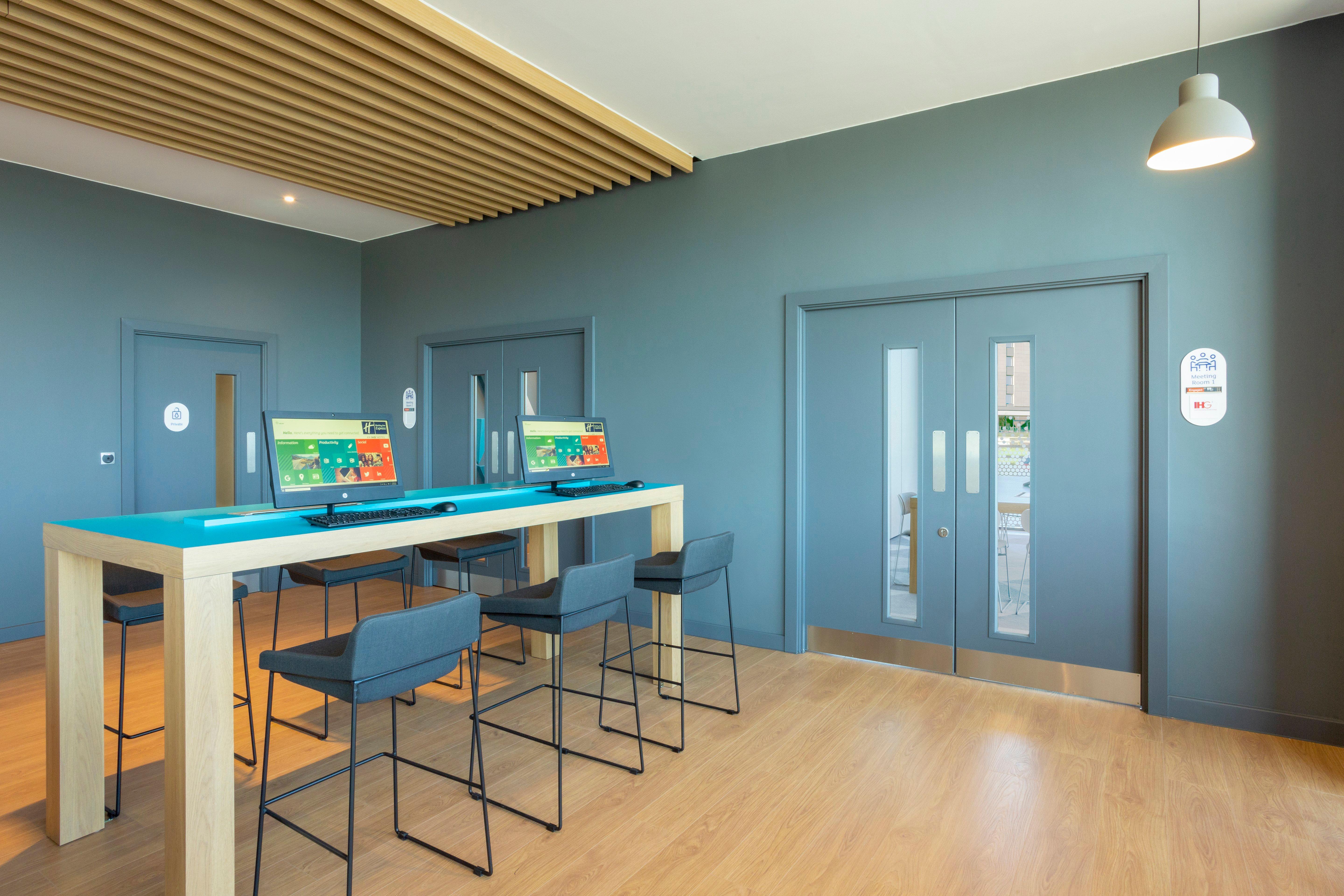 Holiday Inn Express Bridgwater M5, Jct24 By Ihg Exteriér fotografie